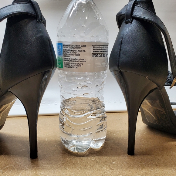 Black High Heels 8.5 - Picture 5 of 8